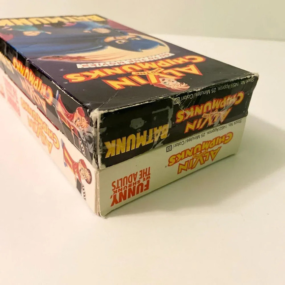 Lot of 2 Alvin and the Chipmunks VHS Tapes Go to the Movies Batmunk - Picture 6 of 10